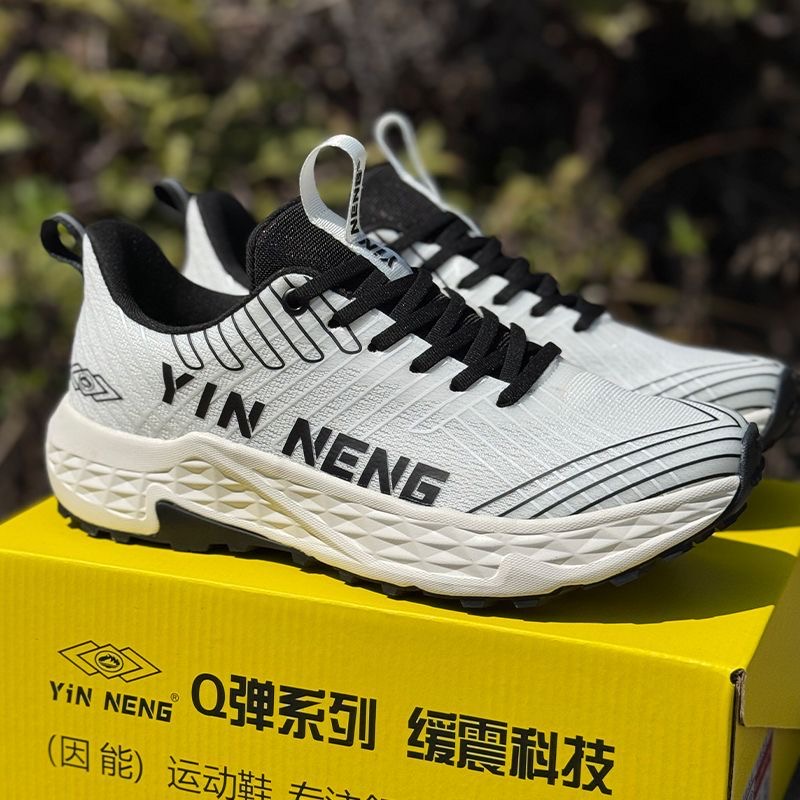 Professional Sports Shoes For  - đánh giá và giá Men Shoes Vs Women