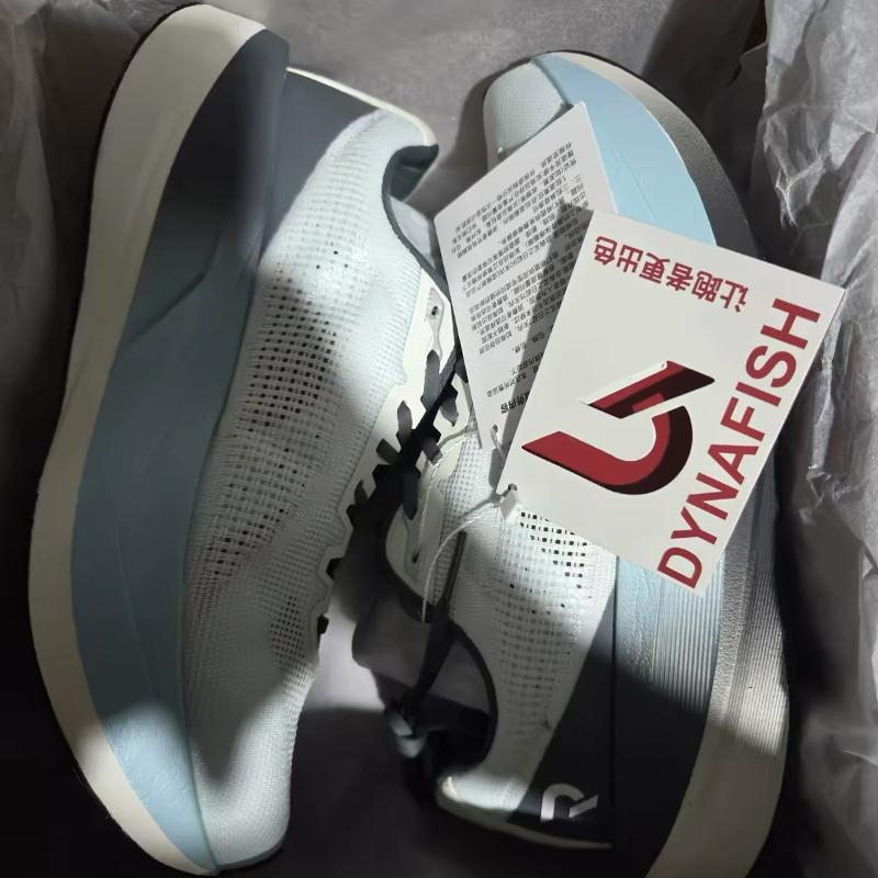 DYNAFISH Xiao Nian Running Sho - đánh giá và giá Men Shoes Vs Women